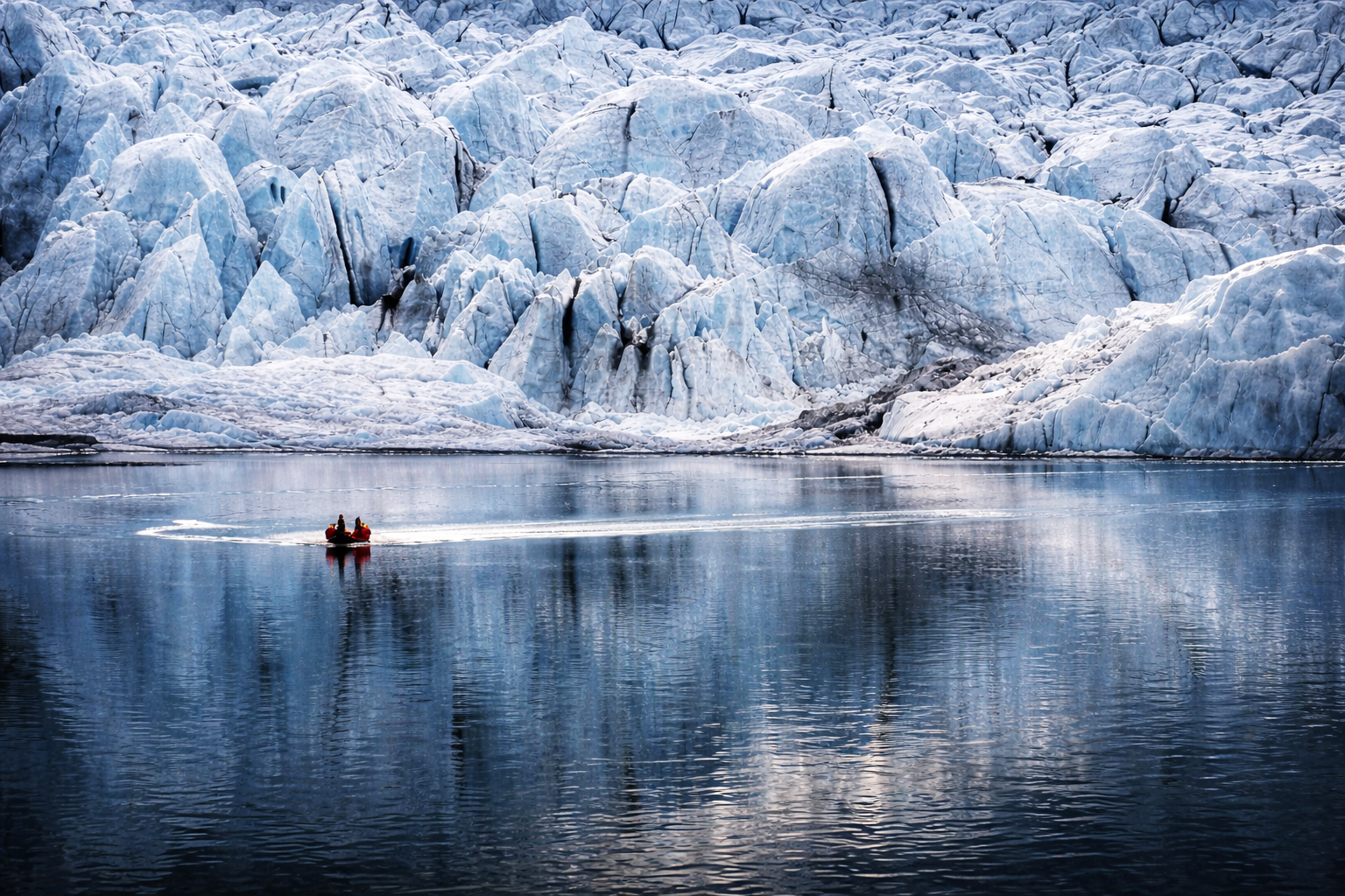 Fjallsárlón Glacier Lagoon Close-up